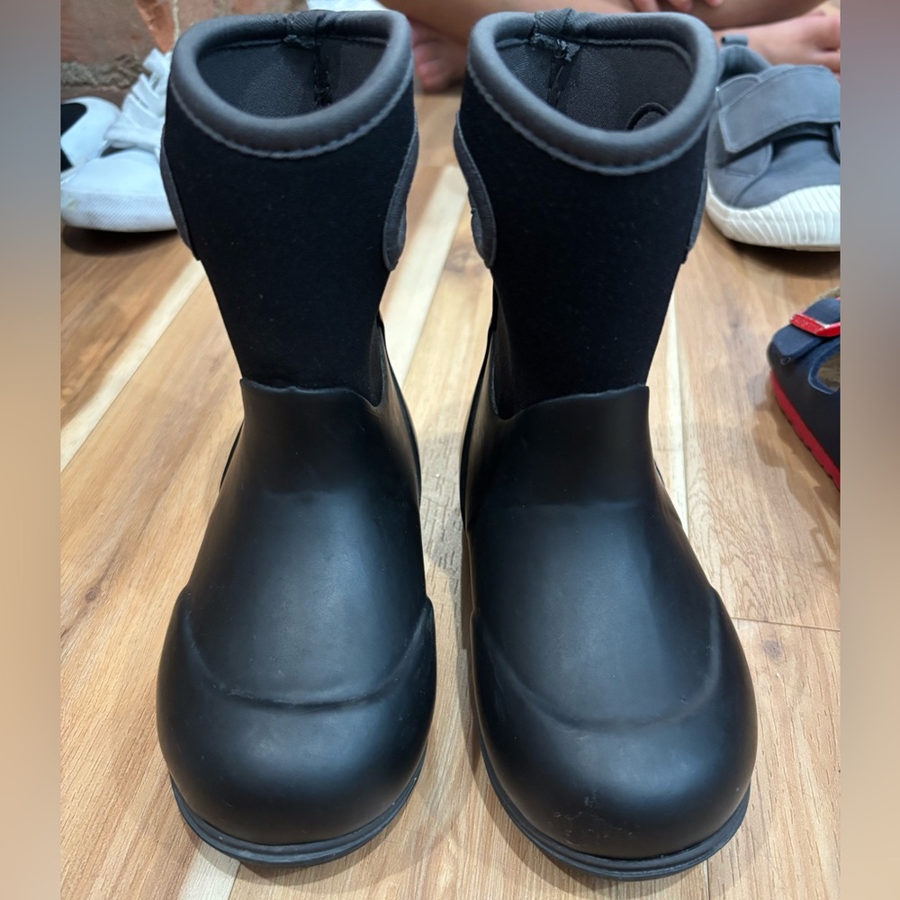 Bogs Kids Black Boots